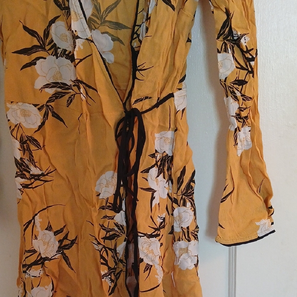 Floral Yellow Kimono Tunic - Picture 5 of 16